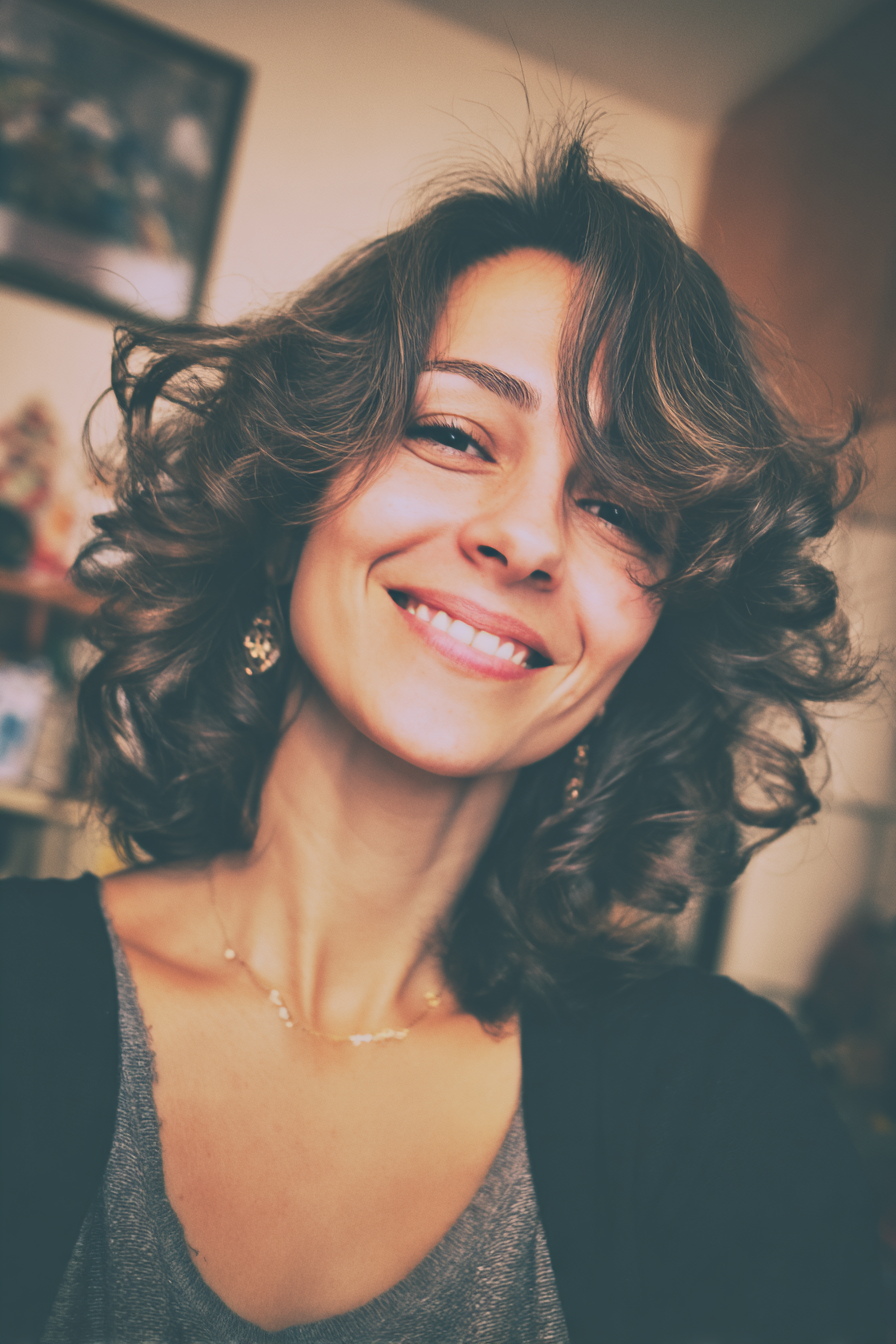Layered_Curly_Haircuts_6