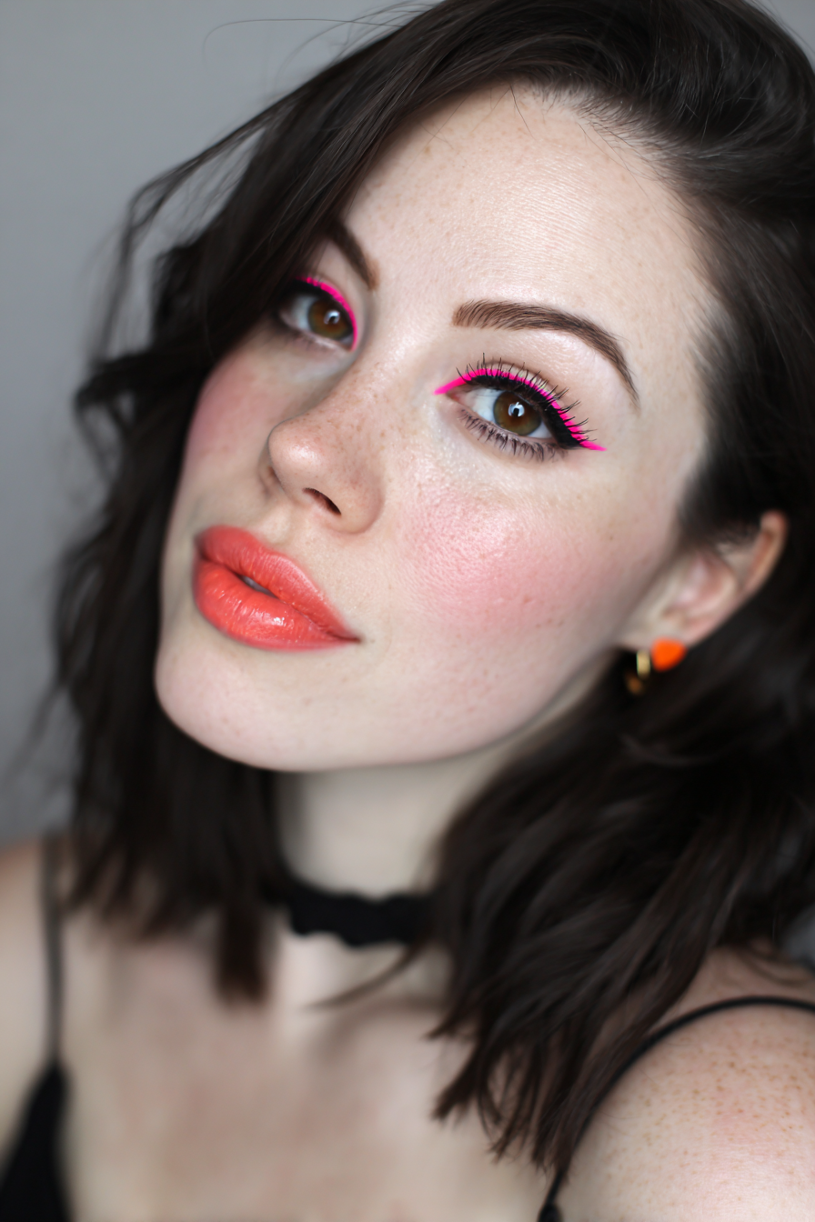 Black_Dress_Makeup_Ideas_3