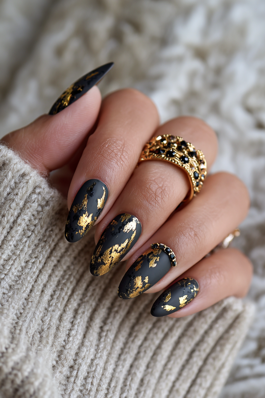 Dark_Fall_Nails_6