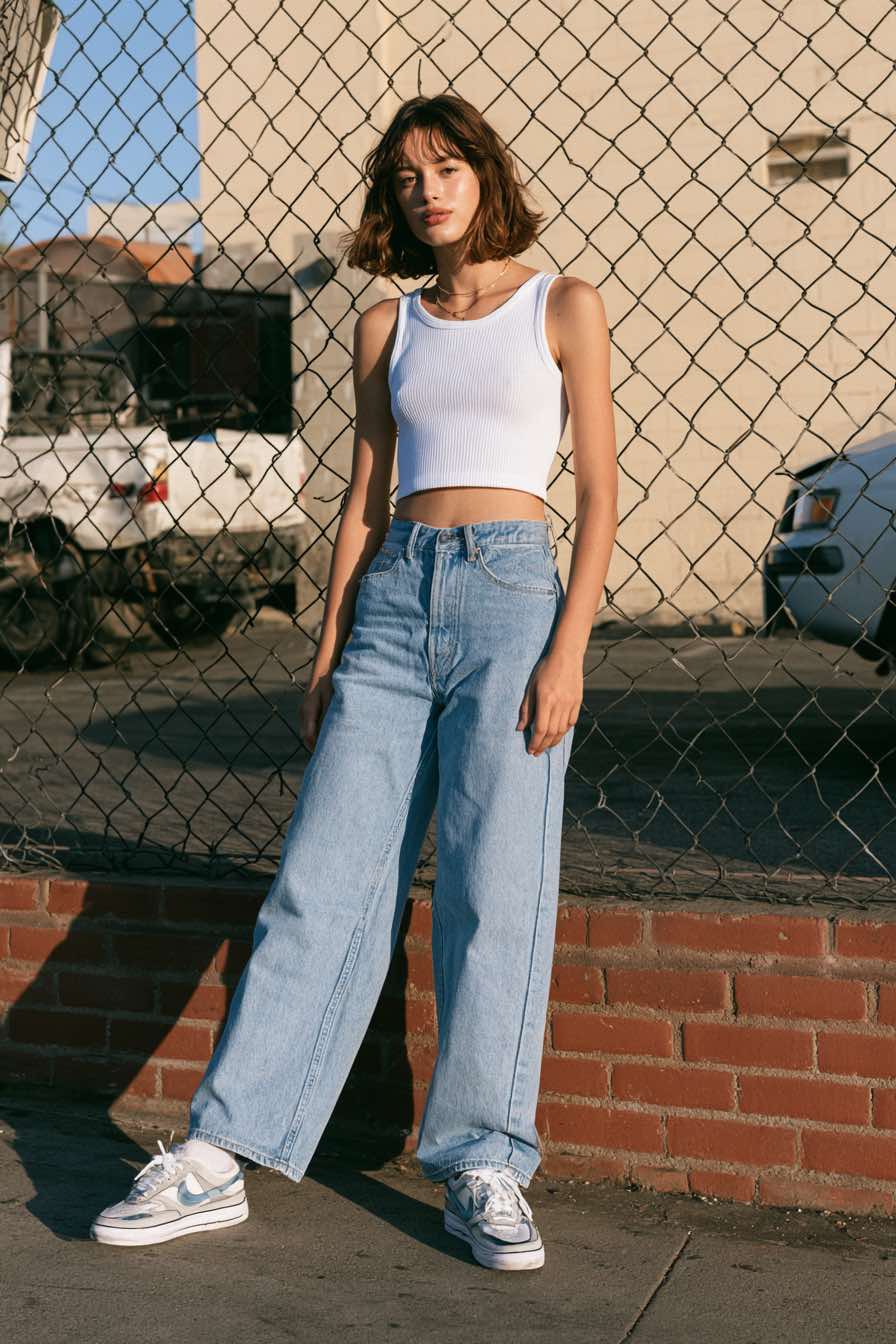 Crop_Top_and_Pants_Outfit_19