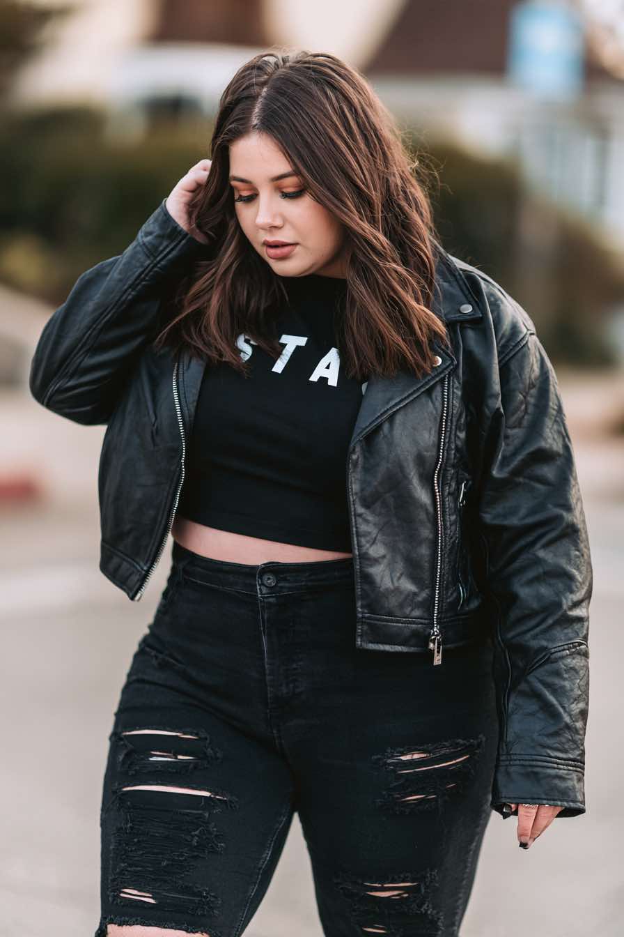 Plus_Size_Crop_Top_Outfit_7